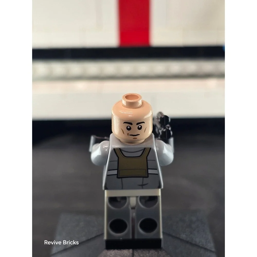 Star‎ Wars - sw0558 - Gray Squadron Pilot (Horton Salm)